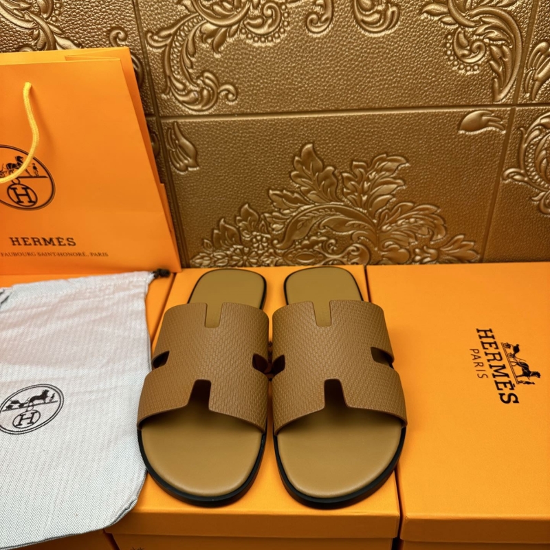H**mes slippers